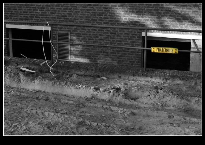 Afbeeldingslocatie: http://www.tweakers.net/ext/f/44873/full.jpg