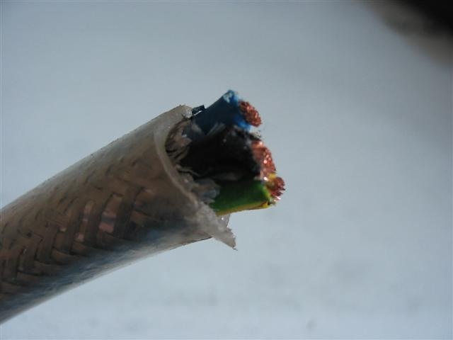 Afbeeldingslocatie: http://www.tweakers.net/ext/f/51261/full.jpg
