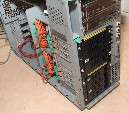 Afbeeldingslocatie: http://www.tweakers.net/ext/f/57259/full.jpg