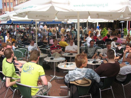 Afbeeldingslocatie: http://www.tweakers.net/ext/f/66009/full.jpg