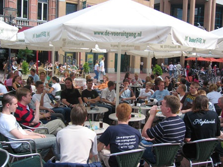 Afbeeldingslocatie: http://www.tweakers.net/ext/f/66010/full.jpg
