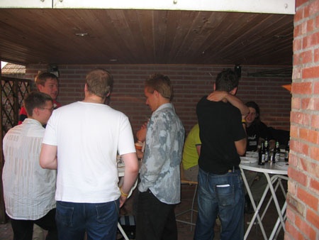 Afbeeldingslocatie: http://www.tweakers.net/ext/f/66026/full.jpg