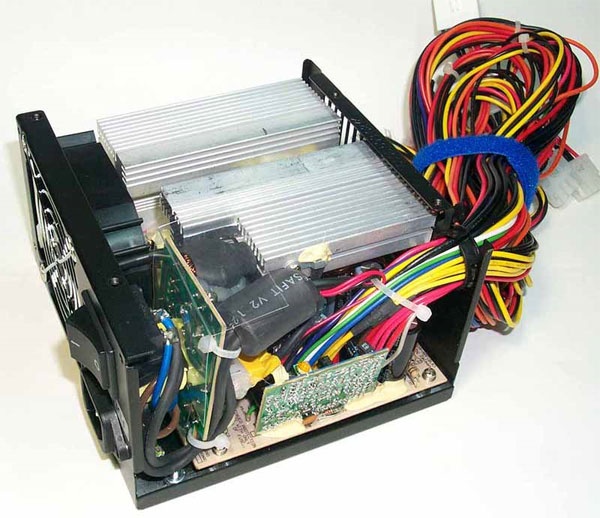 Afbeeldingslocatie: http://www.tweakers.net/ext/f/66526/full.jpg